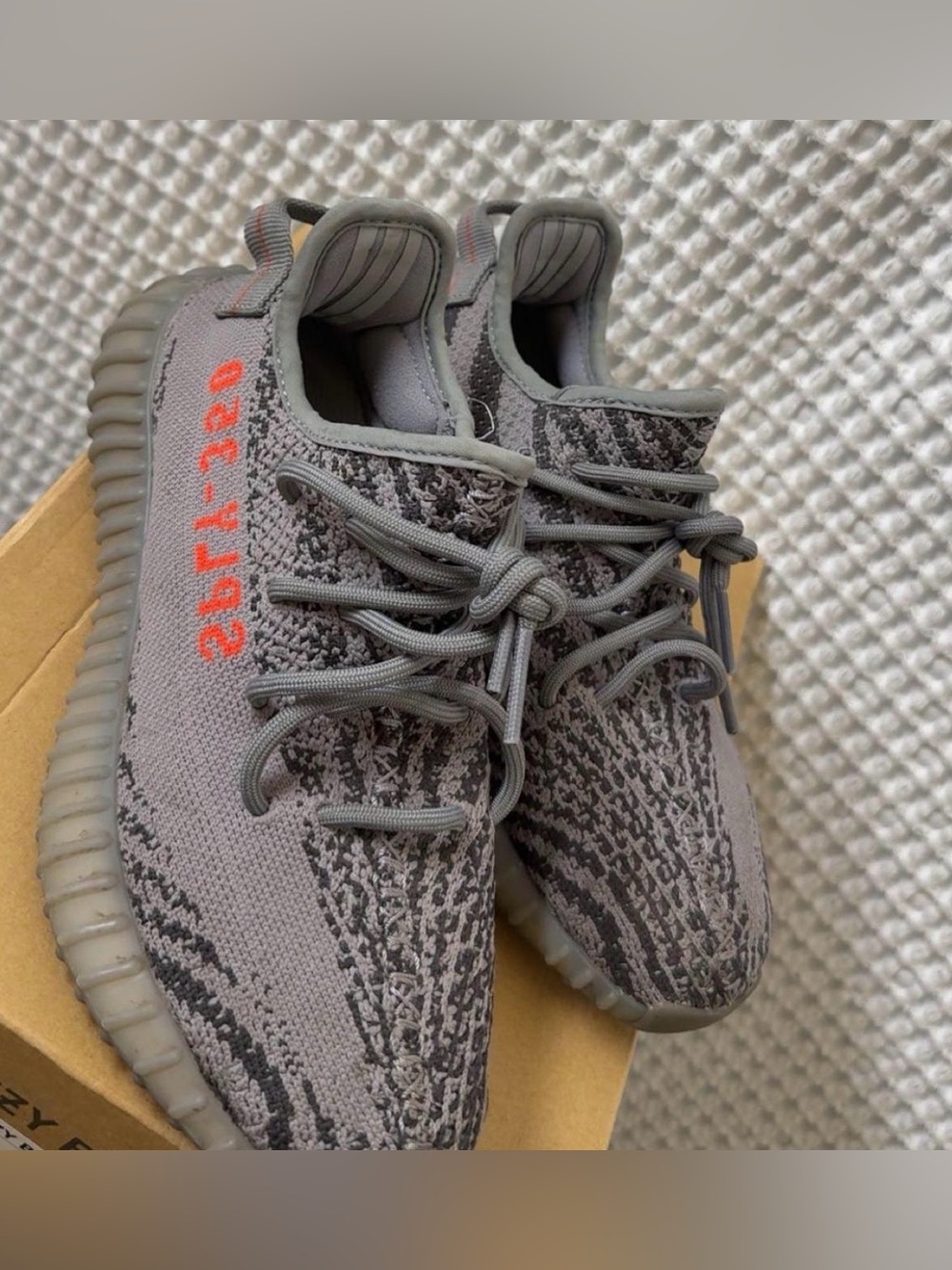 Yeezy 350 Beluga